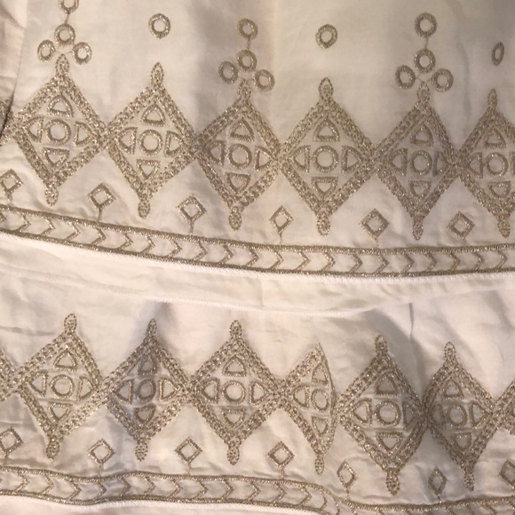 Women’s WHBM mini skirt - Picture 2 of 5